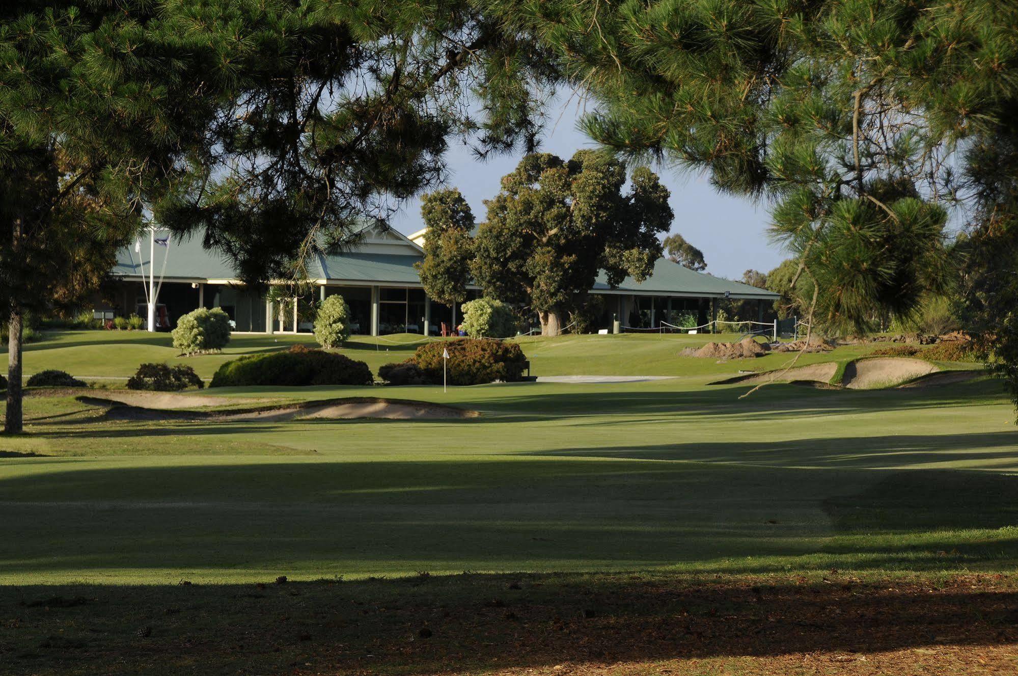 Fairways Resort Rosebud Dış mekan fotoğraf
